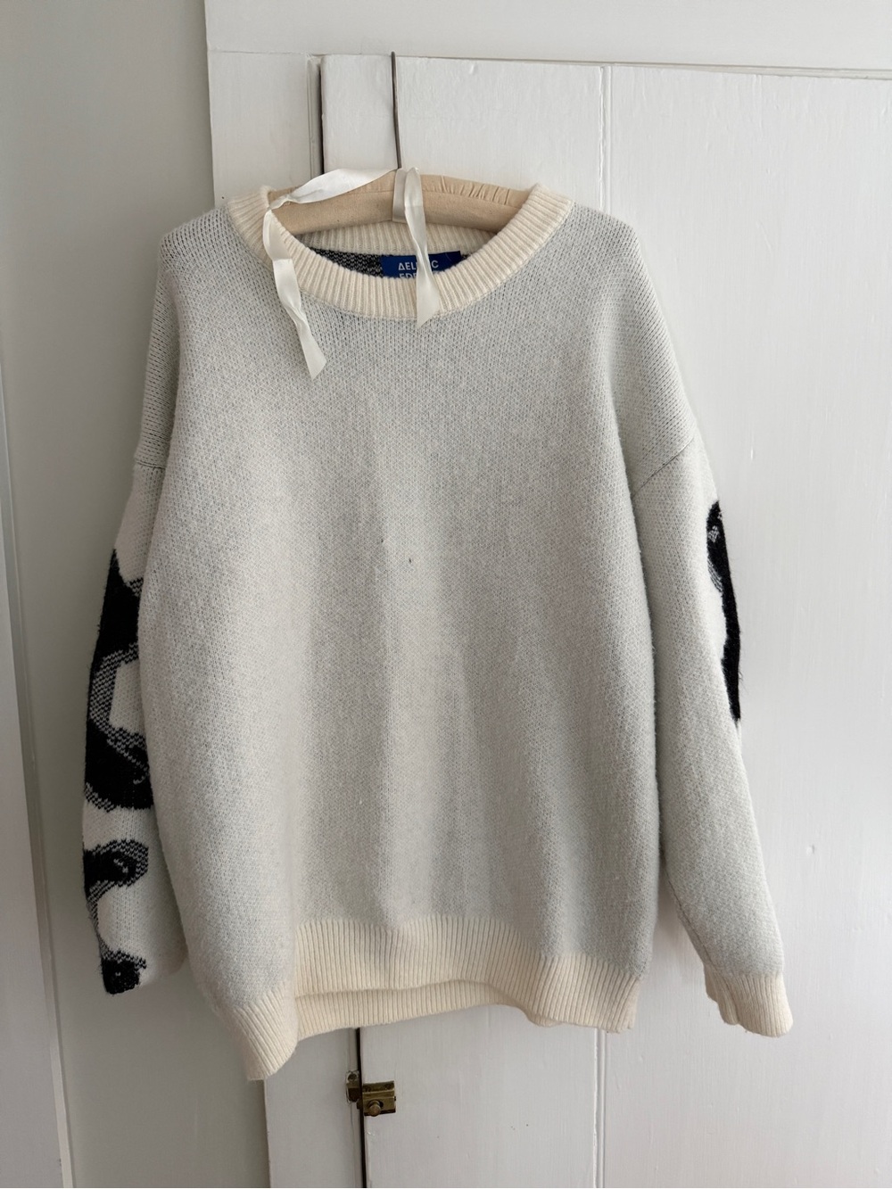 Aelfric Eden White Sweater with Bones - Picture 3 of 8